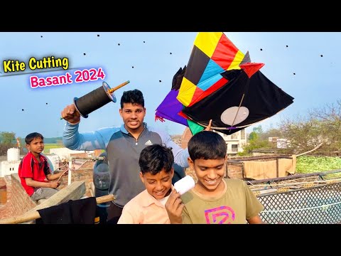 Desi Boys Flying Kites on Basant | Kite Cutting | Kite |