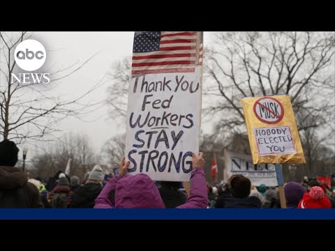 Judge to consider blocking mass firings of government employees