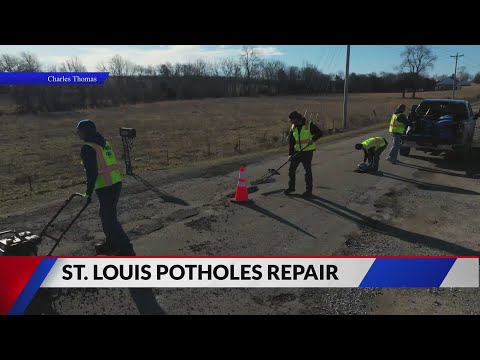 Ez Street's Pothole Patrol targets St. Louis' worst potholes