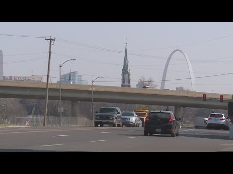 Upgraded STL bus stop provides new amenities for riders