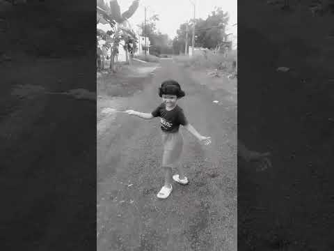 #Paattu #paadava #song #and #nilo #kutty #black #and #white #dance #shorts #video 💃💃💃