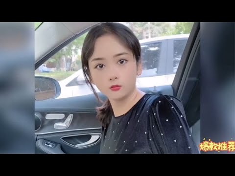 搞笑合集：美女来敲诈，小伙真聪明，反把美女给套路，太悲催