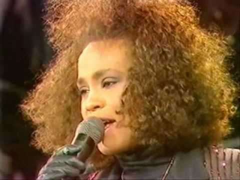 Whitney Houston - Live in London (Pt. 2/8) - Love Will Save The Day