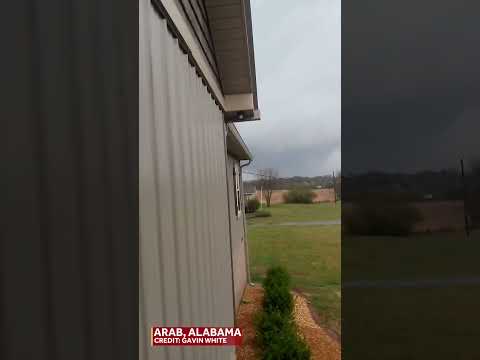 Alabama tornado outbreak: Video shows tornado-warned supercell west of Arab